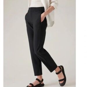 Athleta Black Cropped Women's Pants